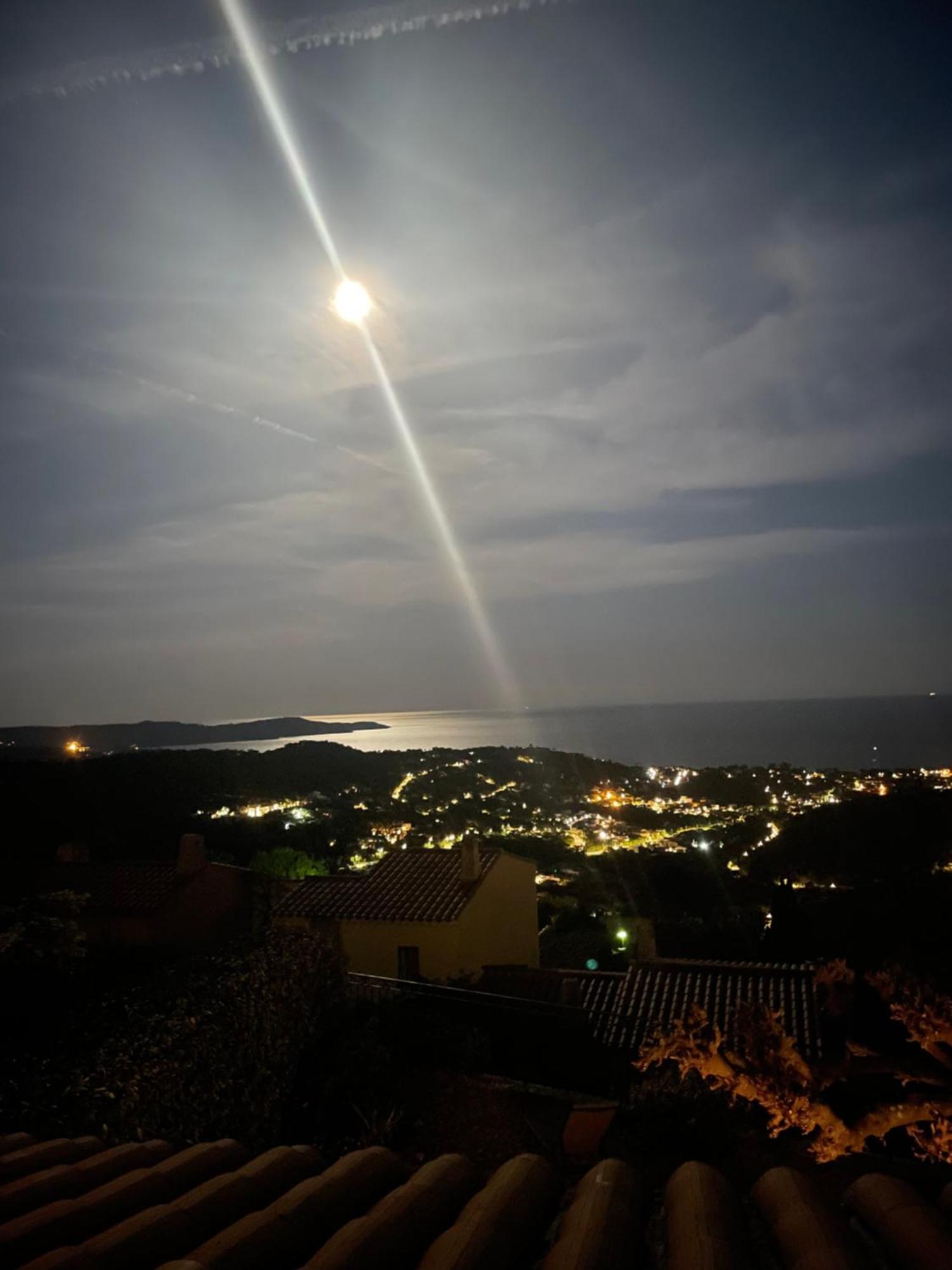 La Villa Cavalaire Exteriör bild